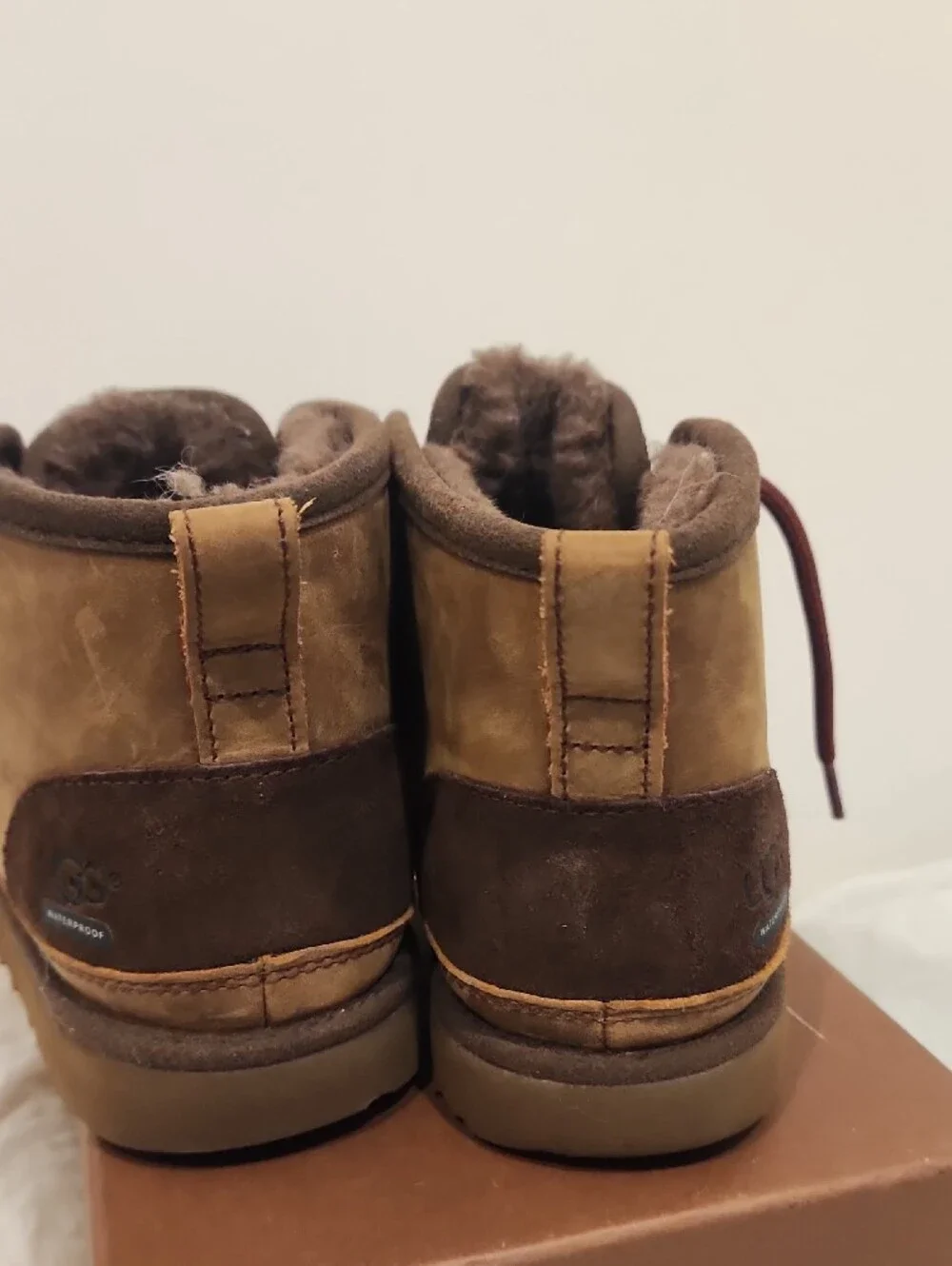 UGG Kids Chestnut Brown Waterproof Lace-Up Boots with Red Laces -4